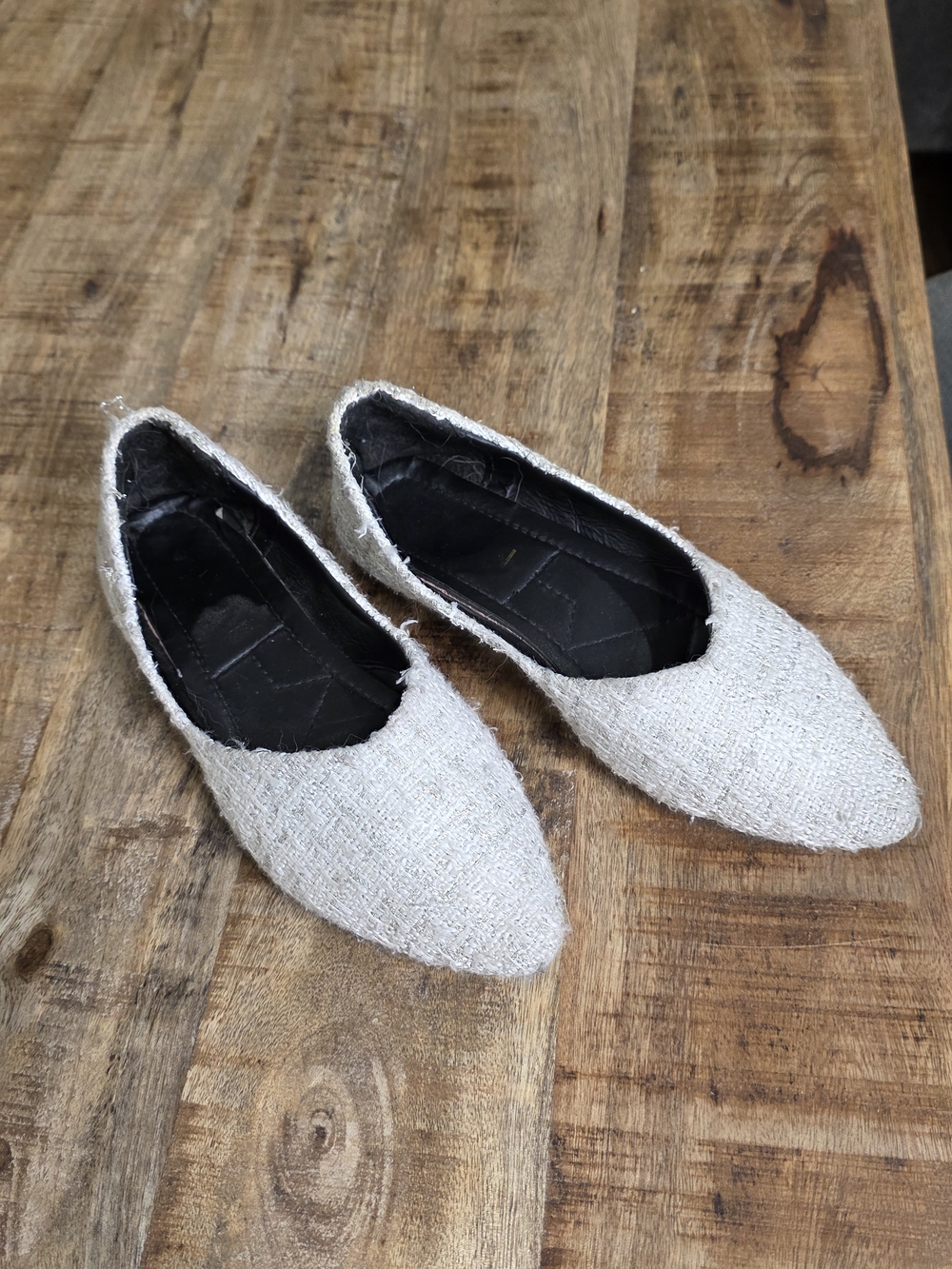 Women's Cream Tweed Pointed-Toe Ballet Flats